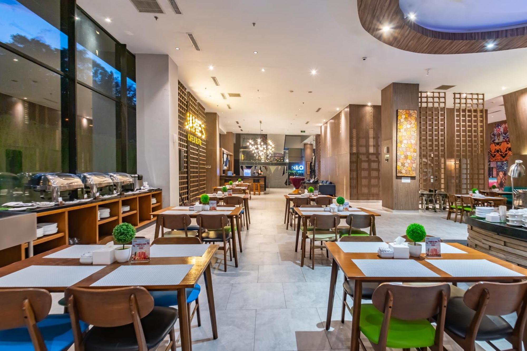 艾耀拉里普斯卡昂酒店 芝卡朗 外观 照片